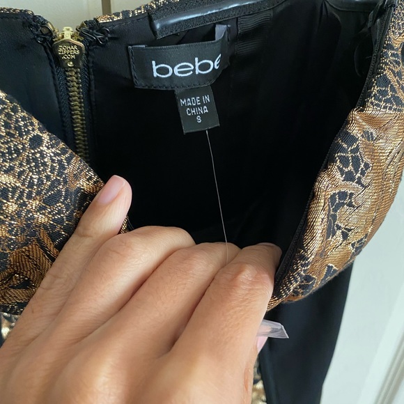 Black and Gold mini Bebe dress - Picture 4 of 10
